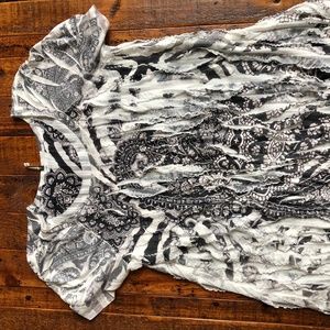 Cubism Short Sleeve Fun Textured Top